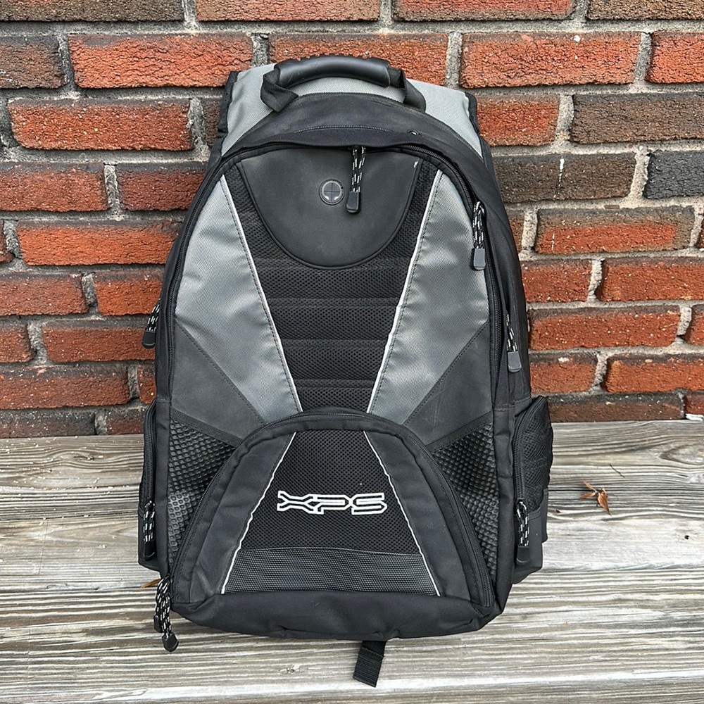 XPS multi pocket computer backpack
